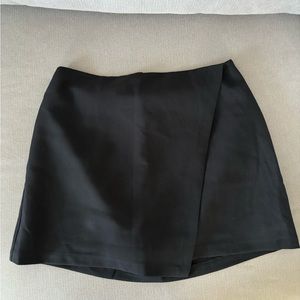 Abercrombie Skort Never Worn size Medium